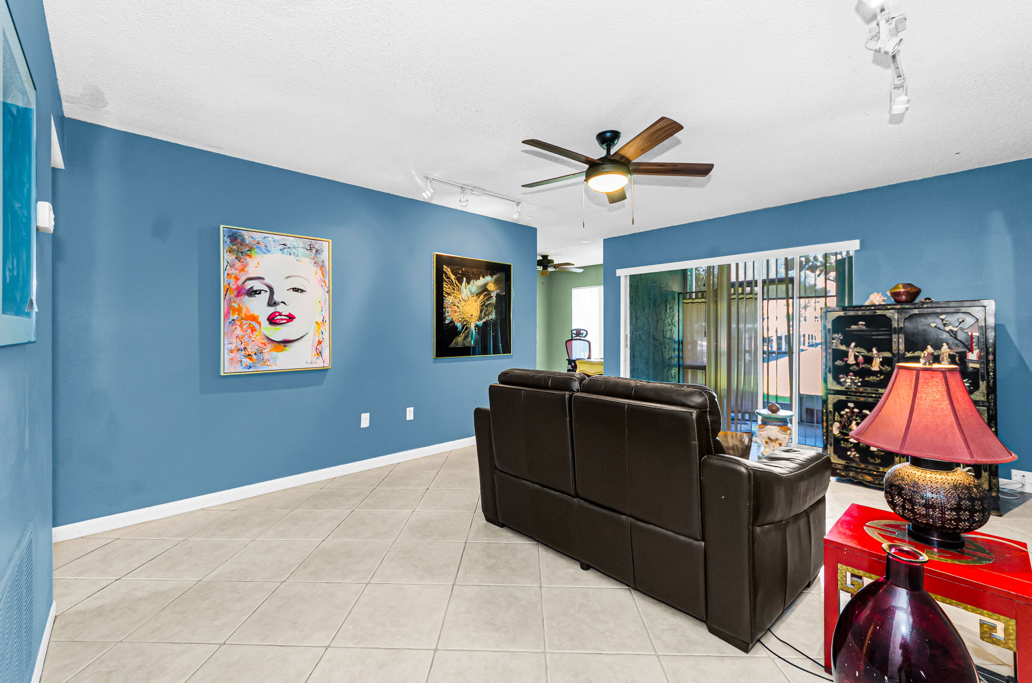 Living Room3