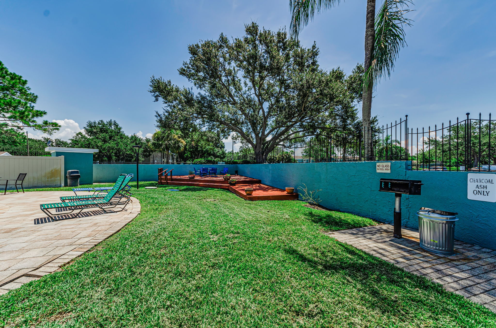 25-Grilling Area