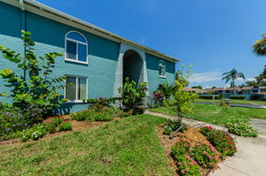 Front Exterior2