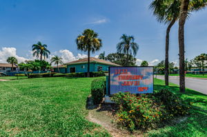 30-Clubhouse
