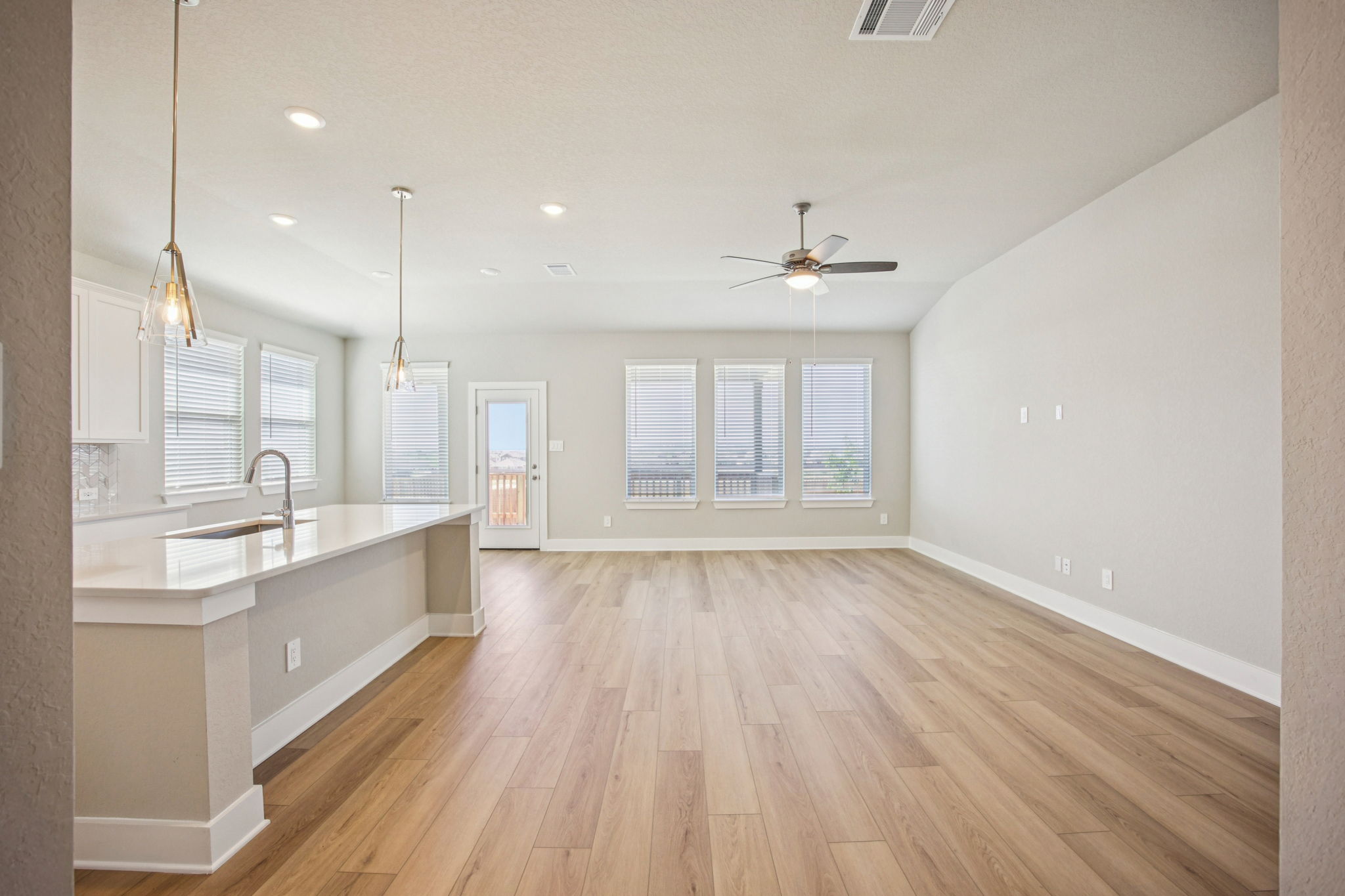 San Antonio - West Sagebrooke - 11424 Feather Vale San Antonio TX 78254 - 013