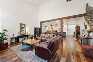 Living Room (2)