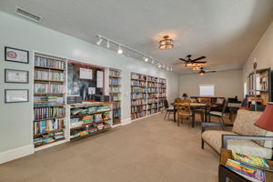  Photo 47