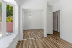 020_1144 S 9th St