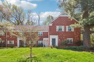 Valley Dr-S0704-001.jpg