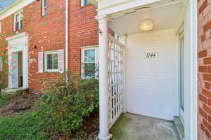 Valley Dr-S0704-005.jpg