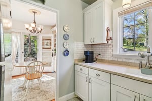 Valley Dr-S0704-022.jpg