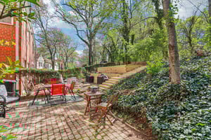 Valley Dr-S0704-038.jpg