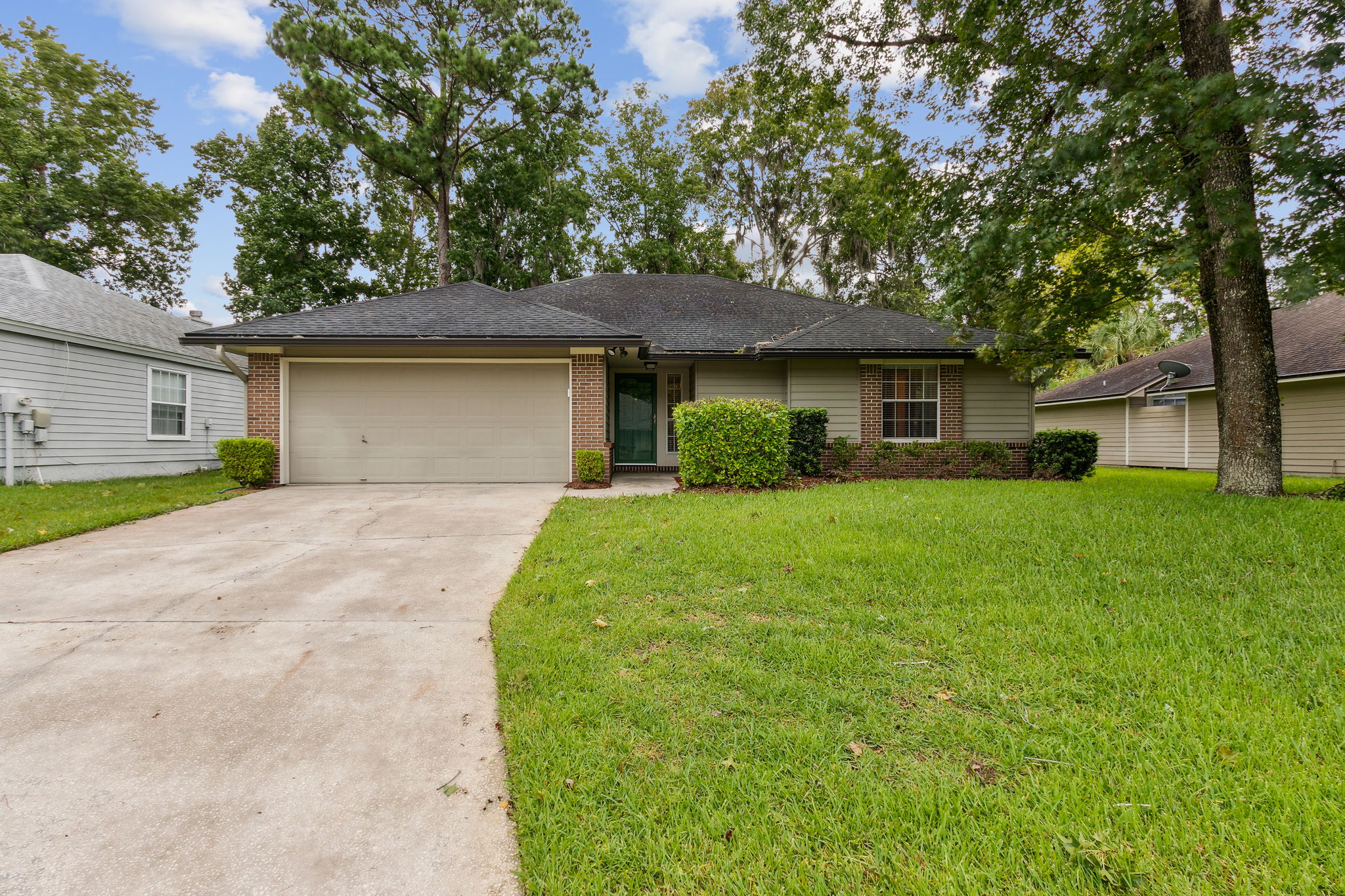 Welcome to 11443 Beecher Cir E