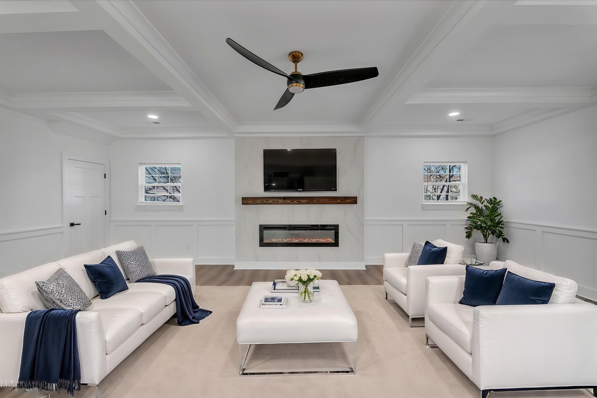 DSC_9250 virtually staged.jpeg