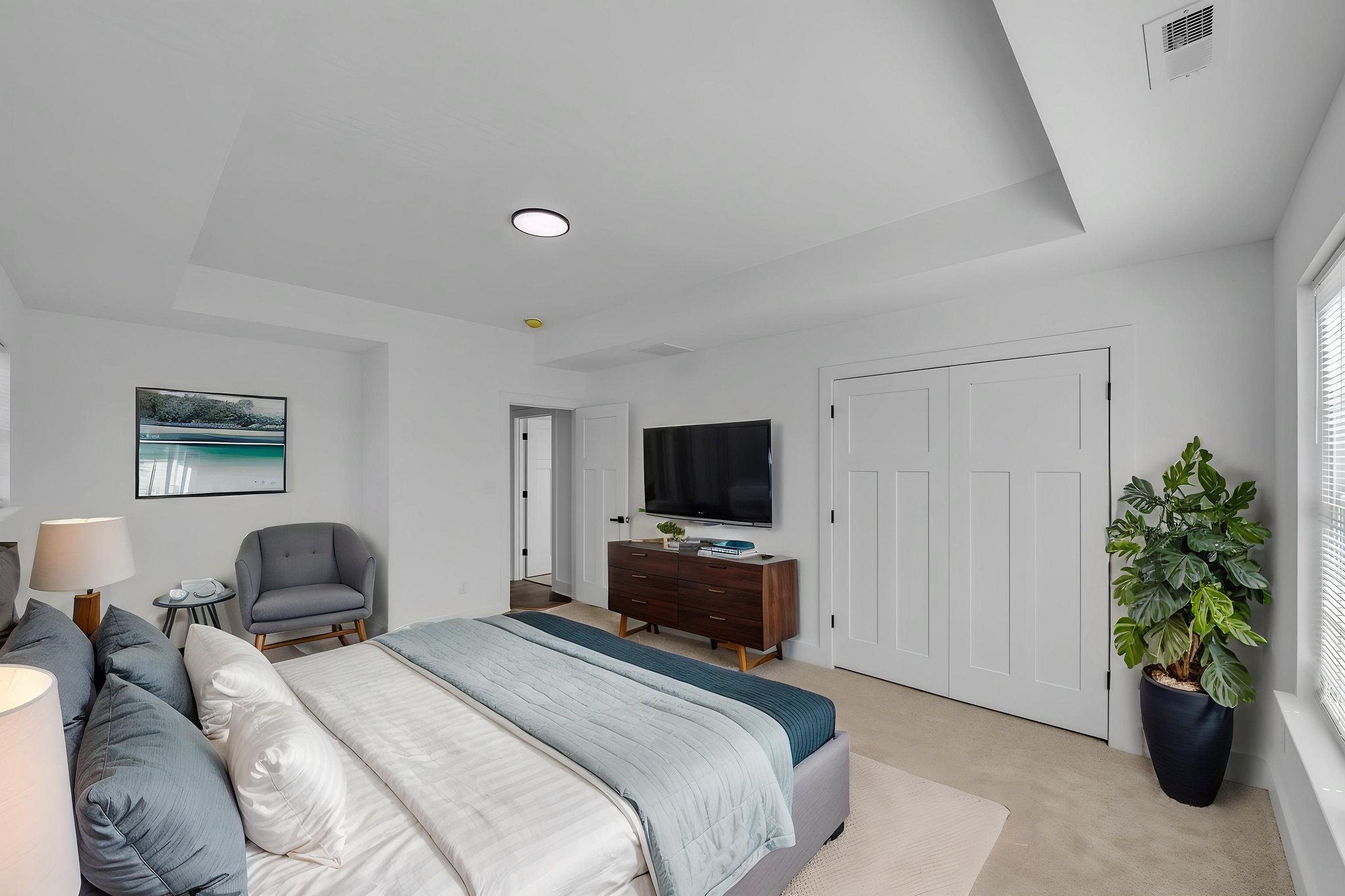 DSC_9346 virtually staged.jpeg