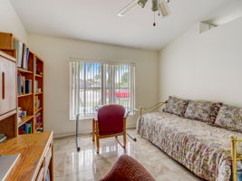 Peninsula Way-029