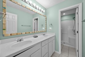 Master Ensuite