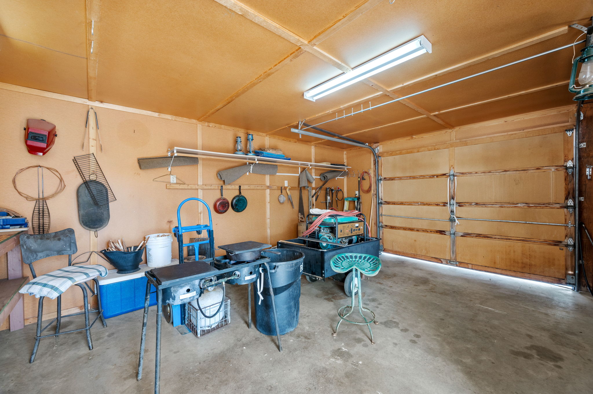 Detached Single Car Garage Interior