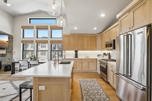 W Helling Cir 302-S3107-006.jpg