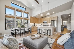 W Helling Cir 302-S3107-014.jpg