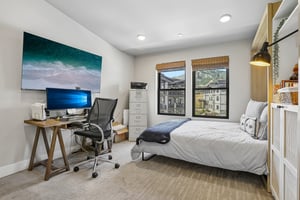 W Helling Cir 302-S3107-019.jpg