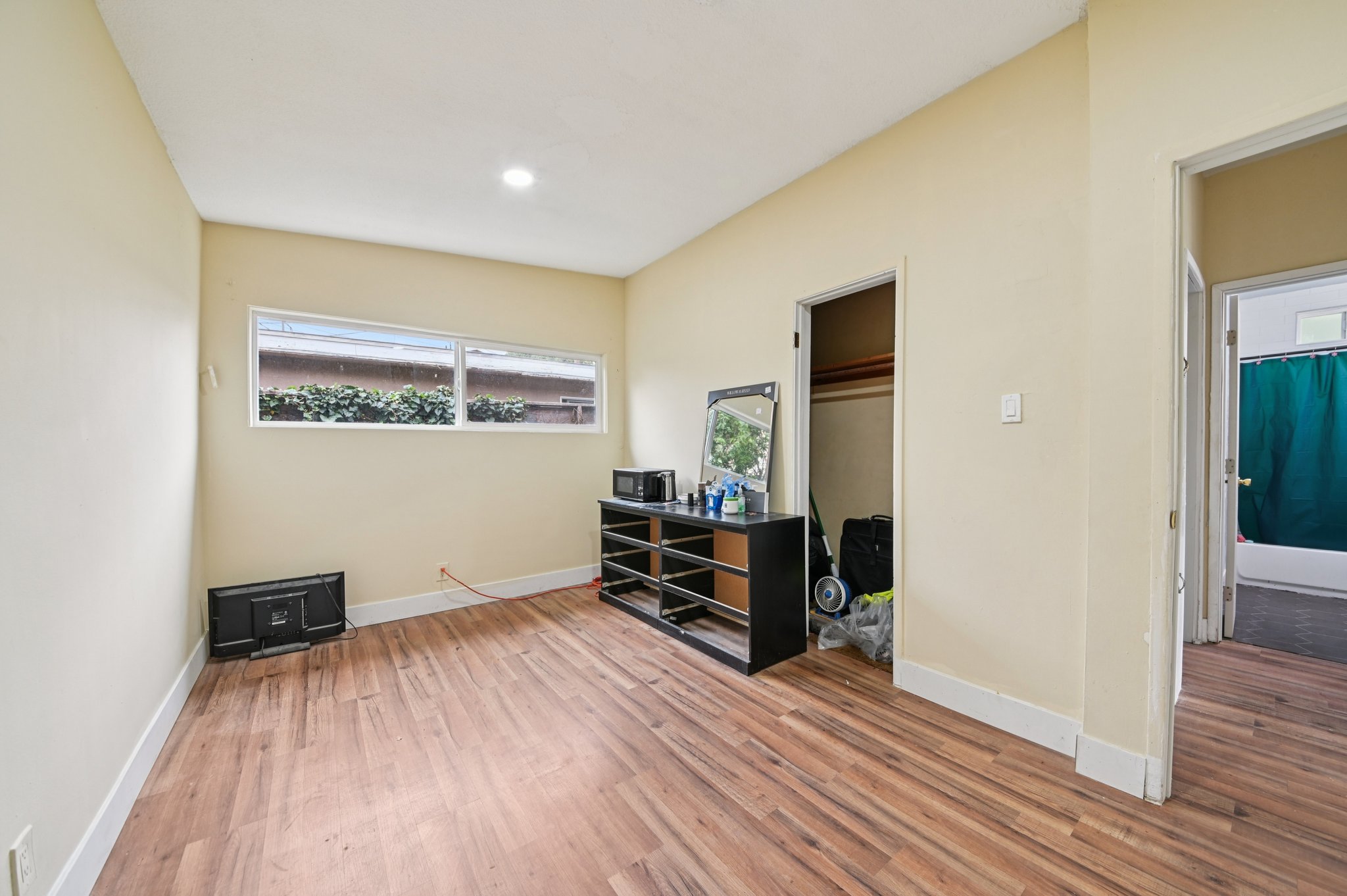 W Milton St-S1811-013.jpg