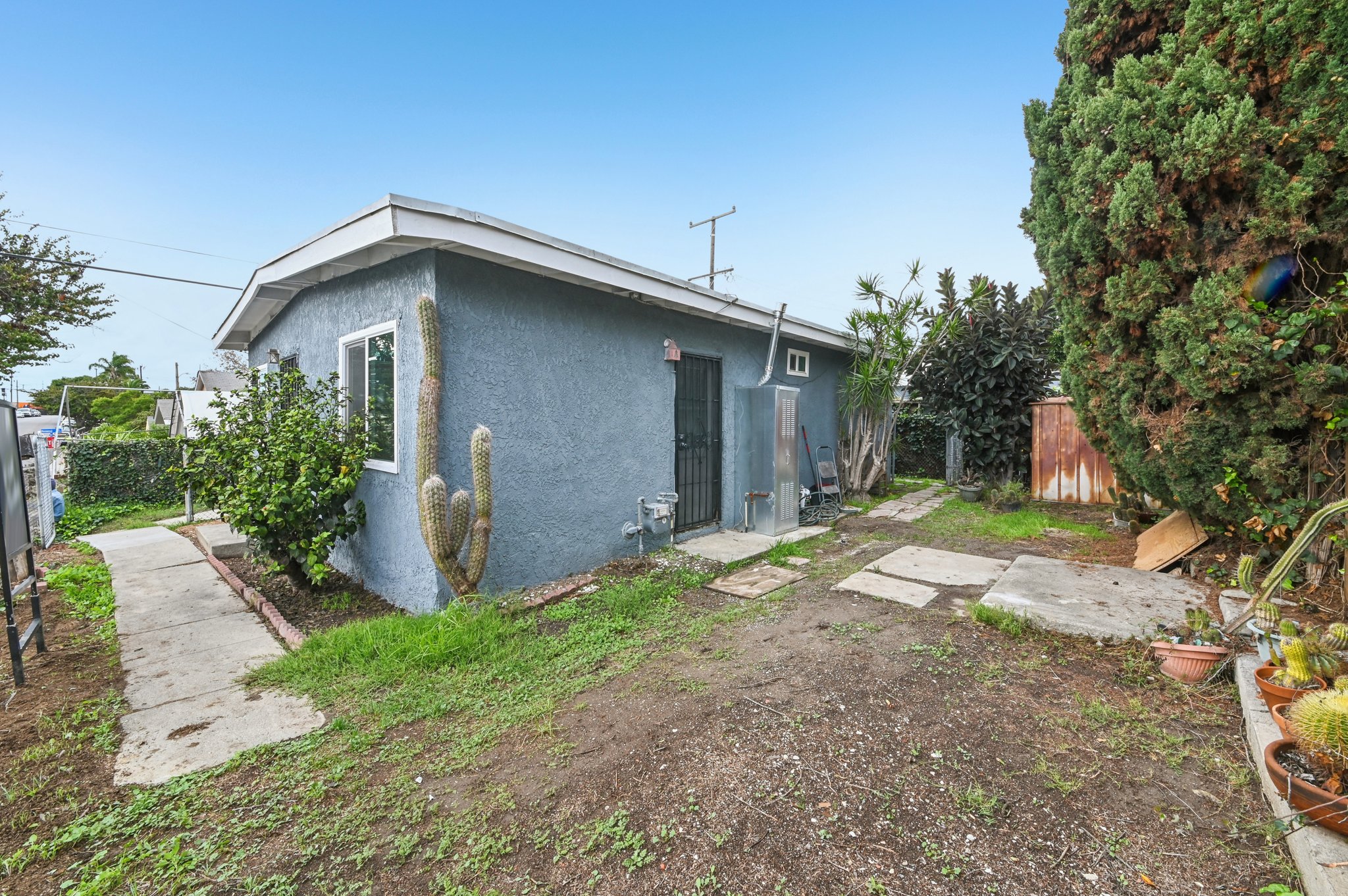 W Milton St-S1811-022.jpg