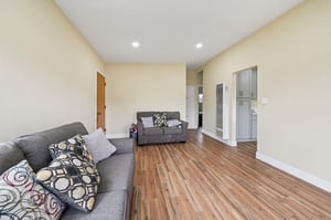 W Milton St-S1811-004.jpg