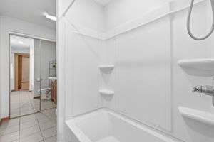  Photo 35