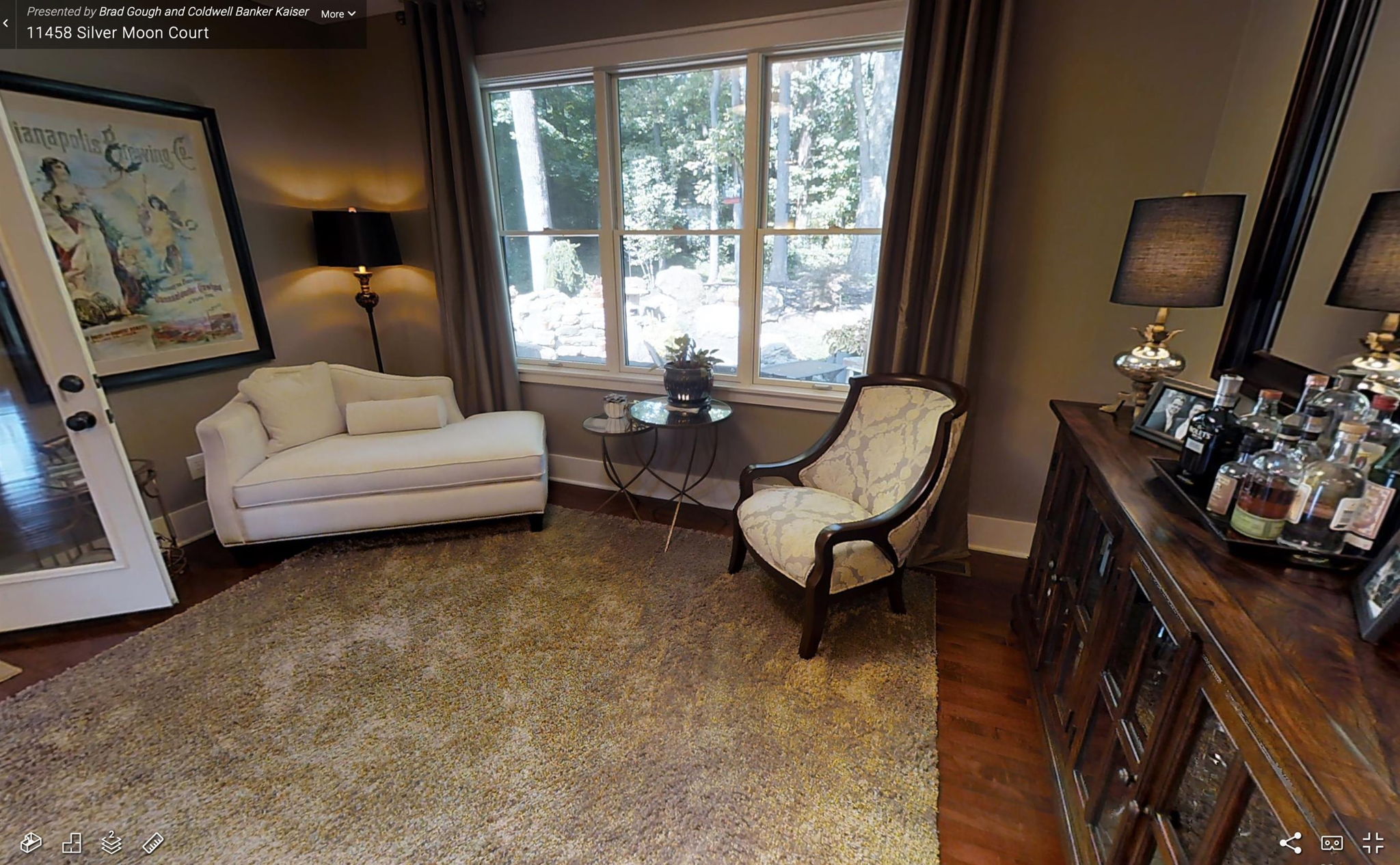 Lounge area