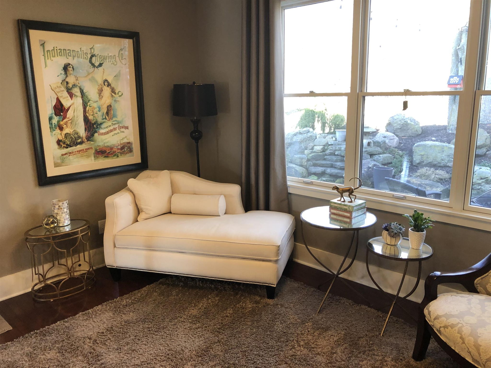 Lounge area