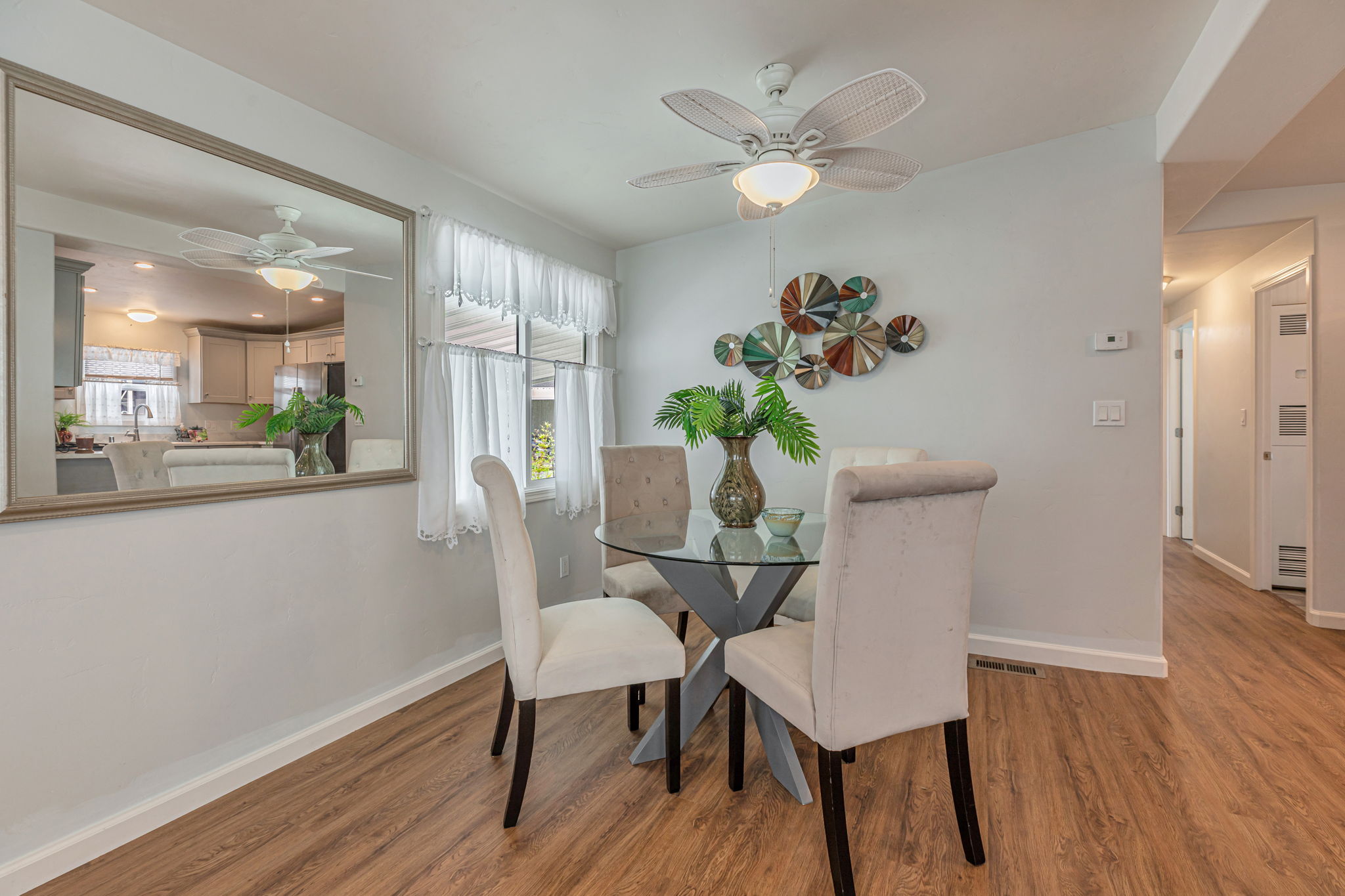 020_1146 Birch Ave 57