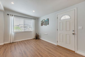 009_1146 Birch Ave 57