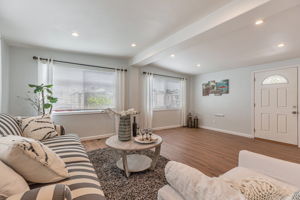 013_1146 Birch Ave 57