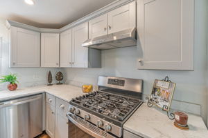 017_1146 Birch Ave 57