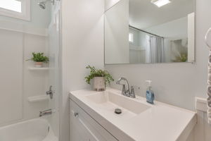 032_1146 Birch Ave 57