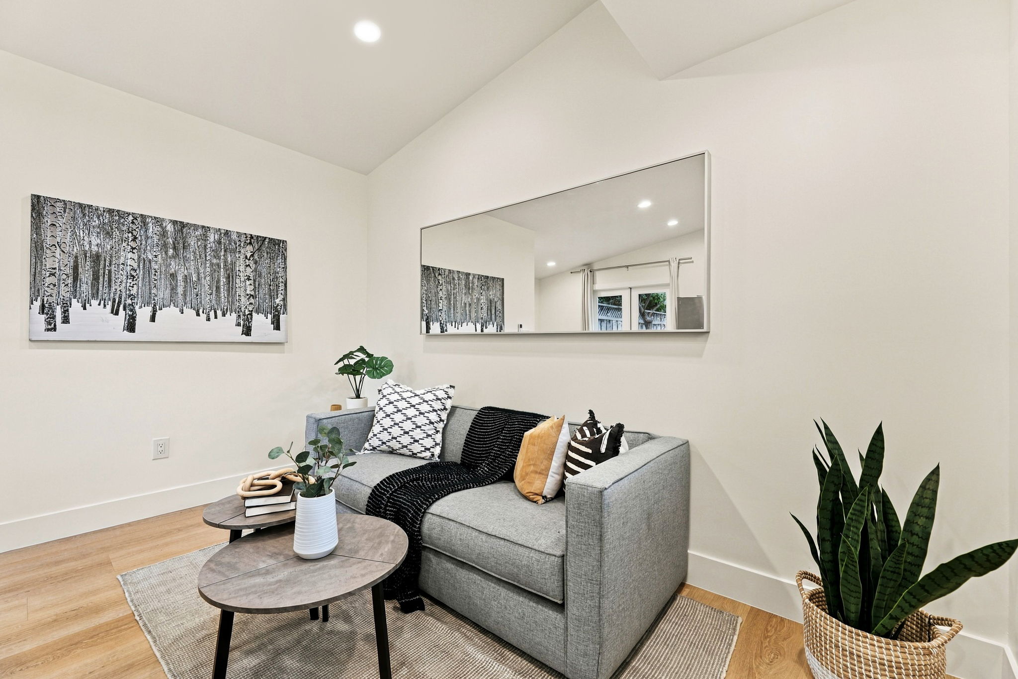 012_F8_1146 Willow Glen Way