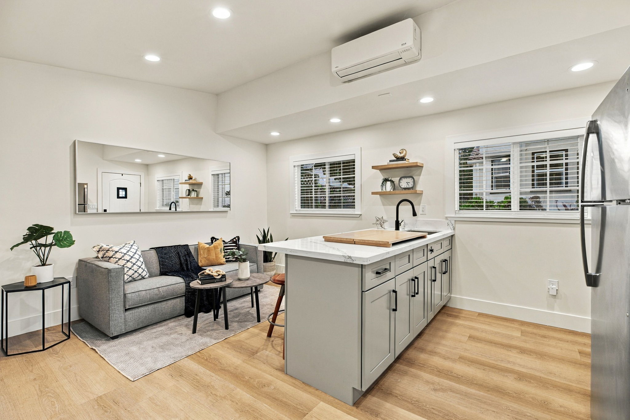 019_F8_1146 Willow Glen Way