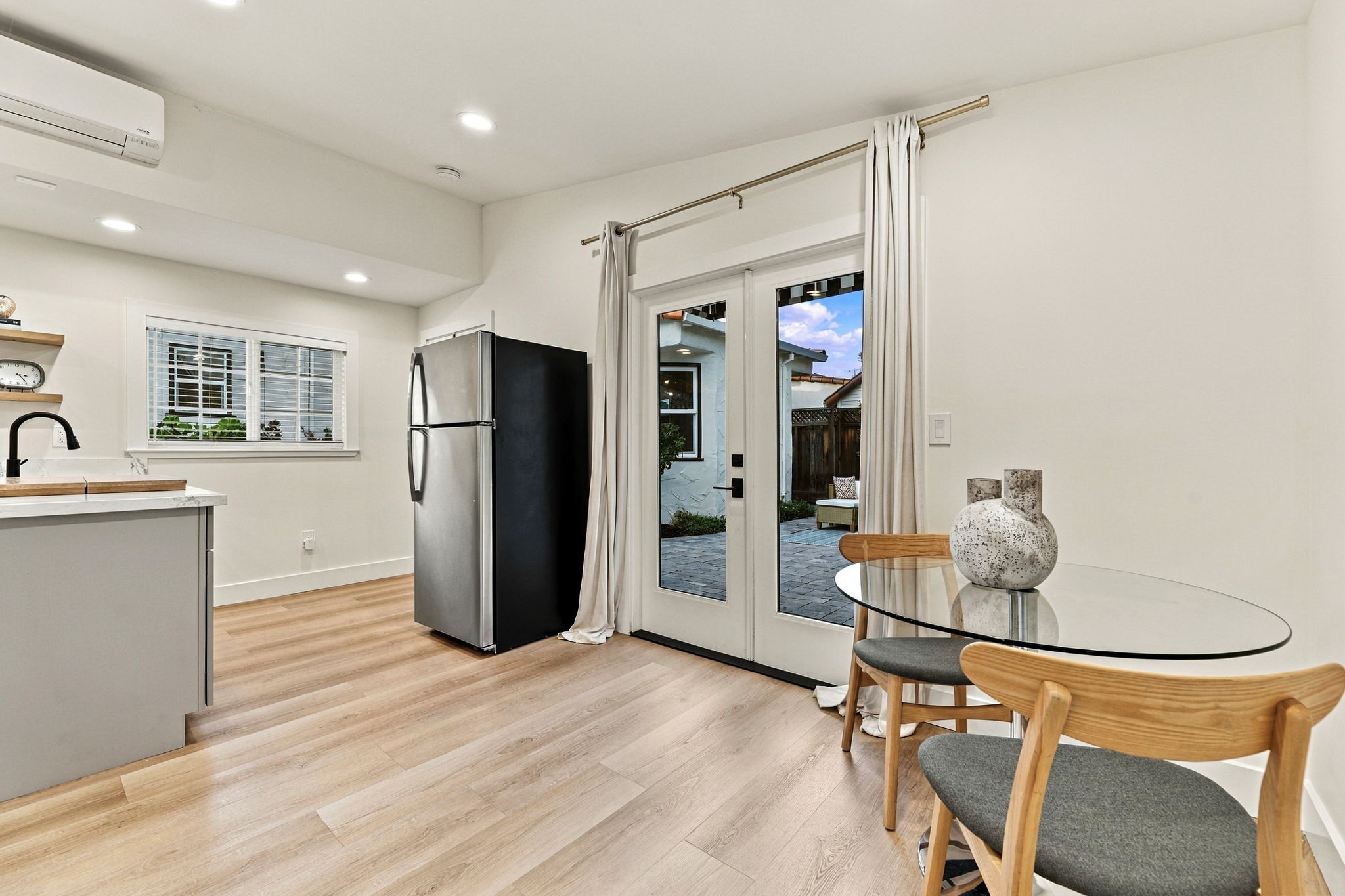 021_F8_1146 Willow Glen Way