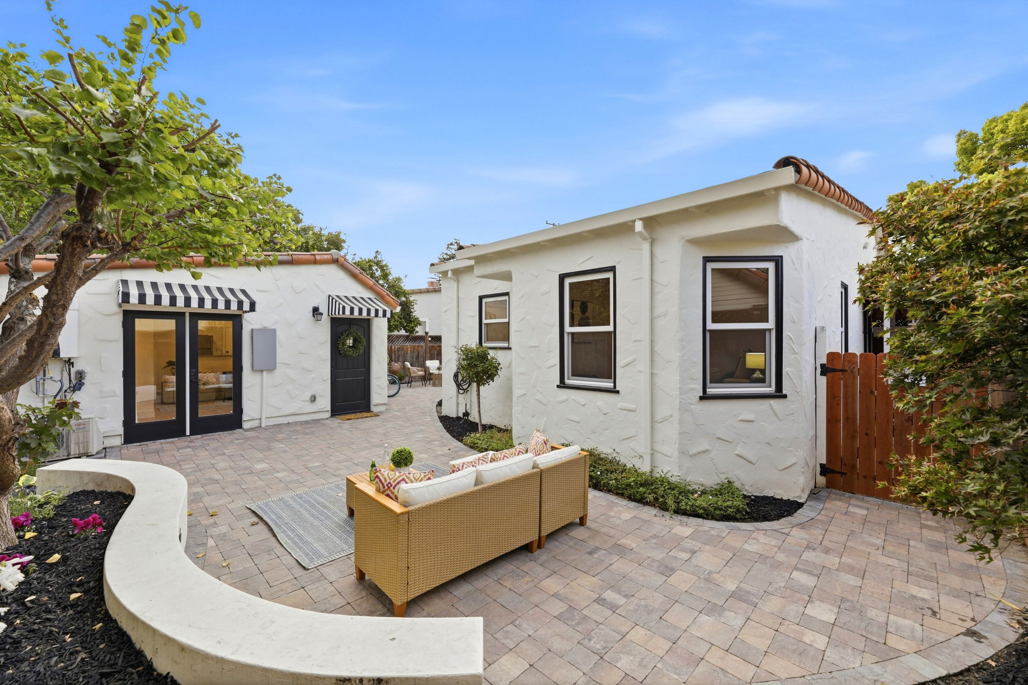 045_F8_1146 Willow Glen Way