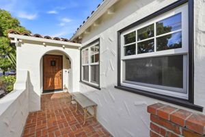 006_F8_1146 Willow Glen Way