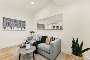 012_F8_1146 Willow Glen Way