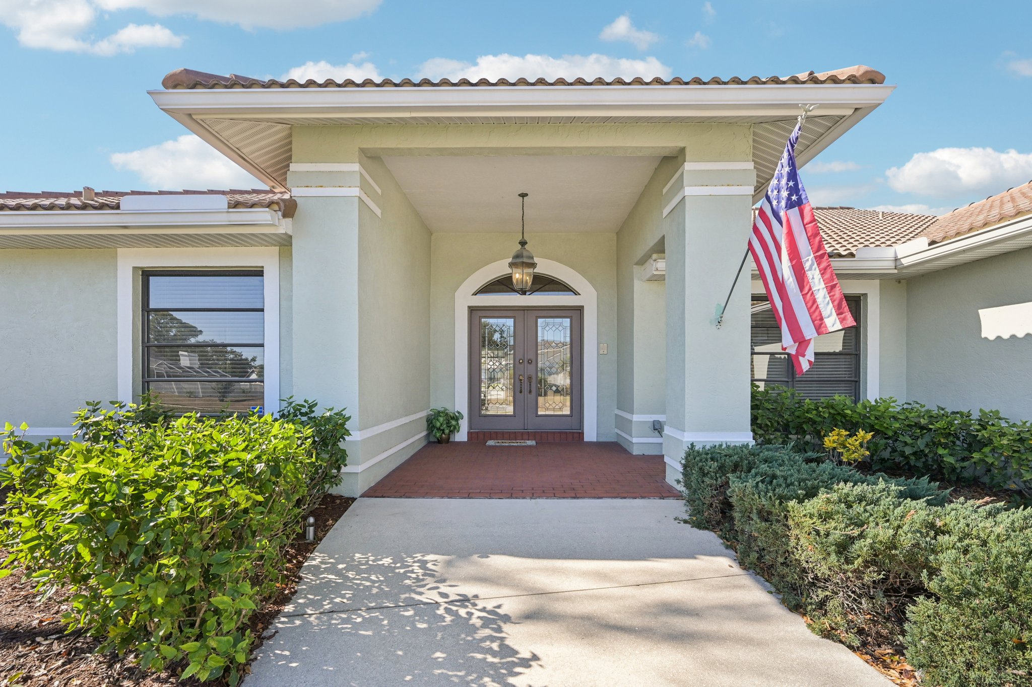 Wyeth Dr-S0302-004.jpg