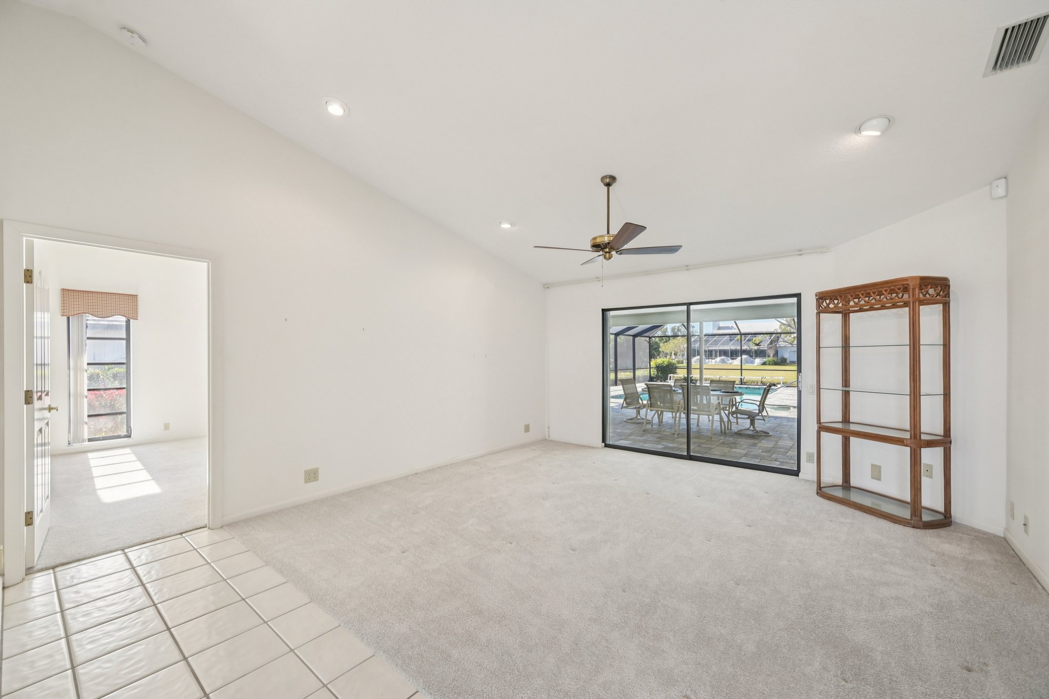 Wyeth Dr-S0302-009.jpg