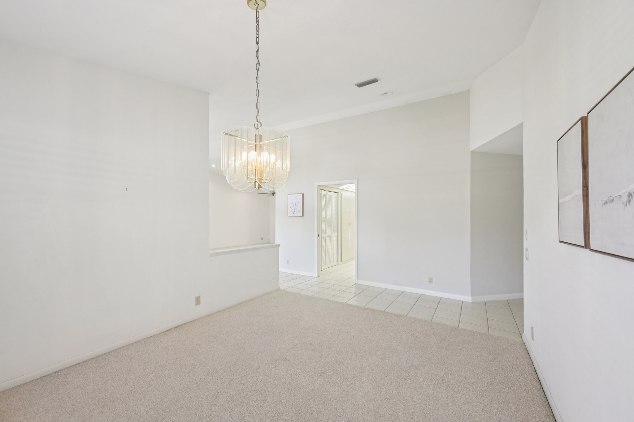 Wyeth Dr-S0302-038.jpg