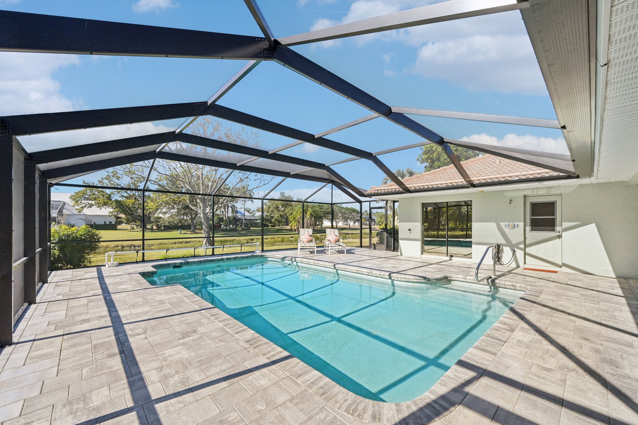 Wyeth Dr-S0302-058.jpg