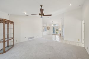 Wyeth Dr-S0302-006.jpg