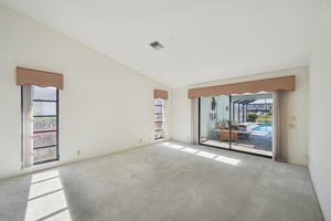 Wyeth Dr-S0302-011.jpg