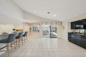 Wyeth Dr-S0302-015.jpg