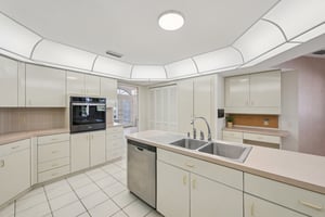 Wyeth Dr-S0302-019.jpg