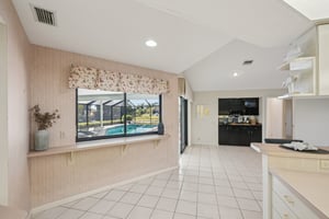 Wyeth Dr-S0302-020.jpg