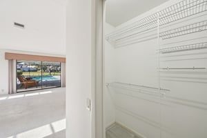 Wyeth Dr-S0302-033.jpg