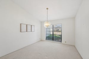 Wyeth Dr-S0302-037.jpg