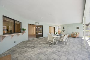 Wyeth Dr-S0302-053.jpg